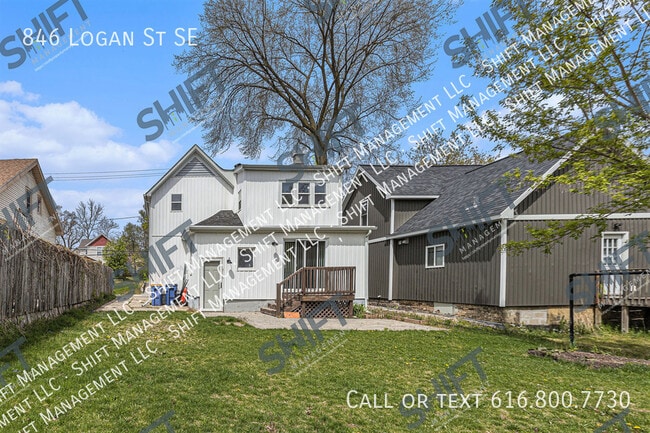 Building Photo - 846 Logan St SE