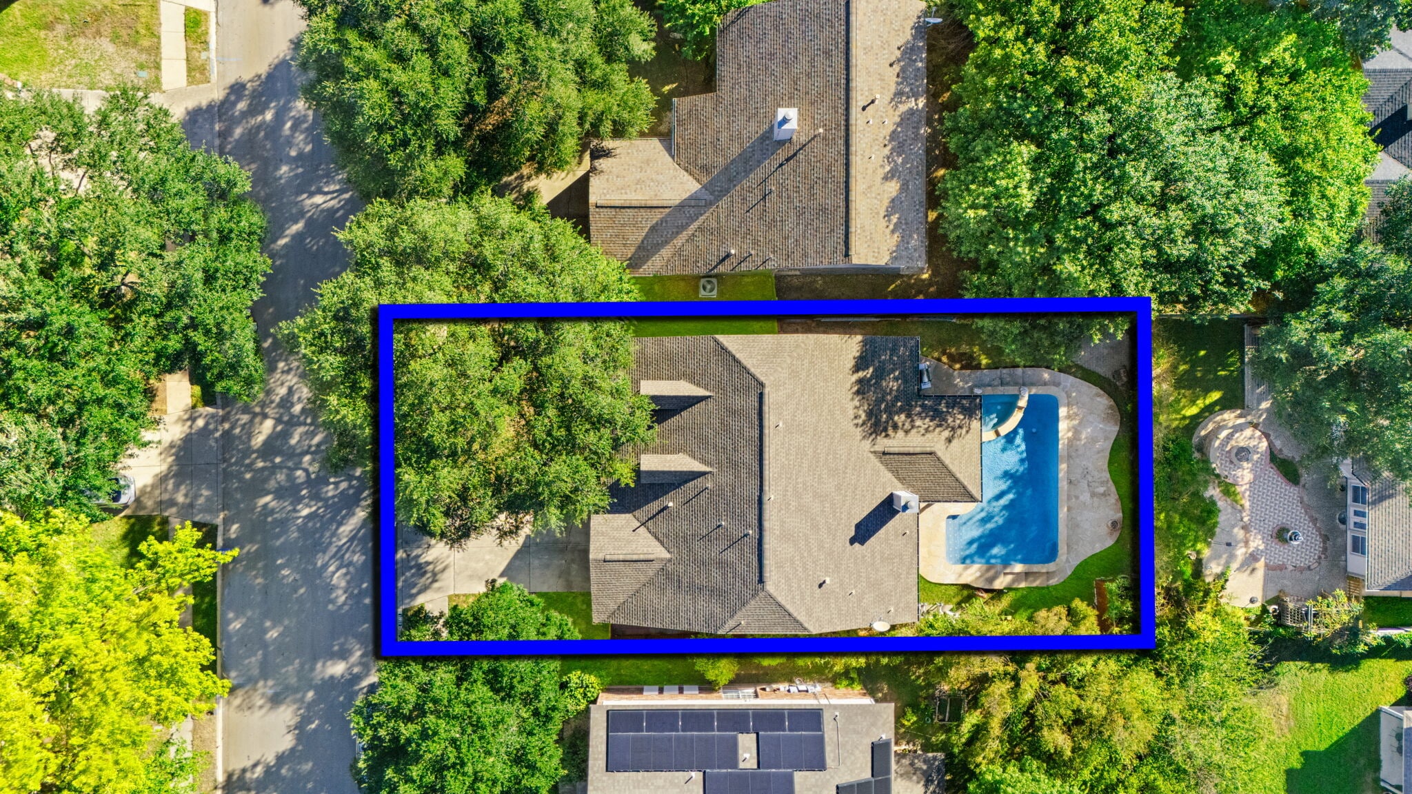 Building Photo - 12211 Hart Crest