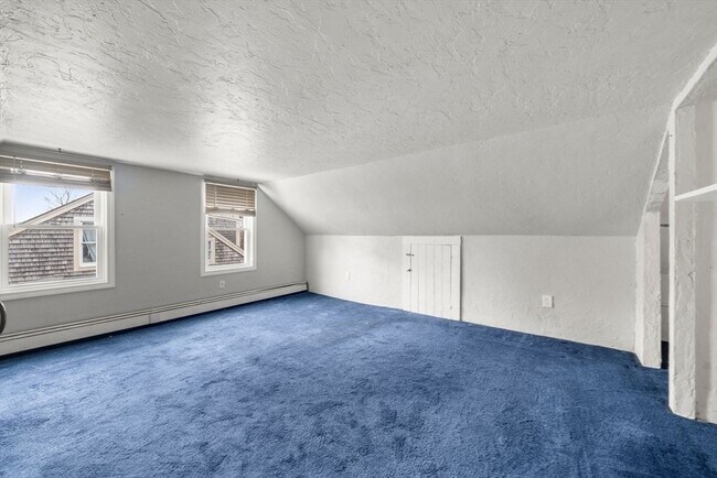 Building Photo - 126 Summer St