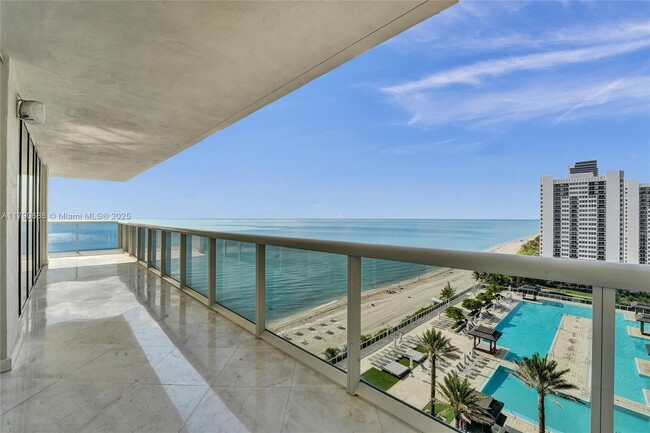 Building Photo - 1830 S Ocean Dr