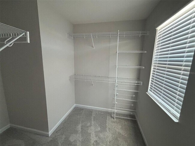 Building Photo - 5086 Rain Shadow Dr
