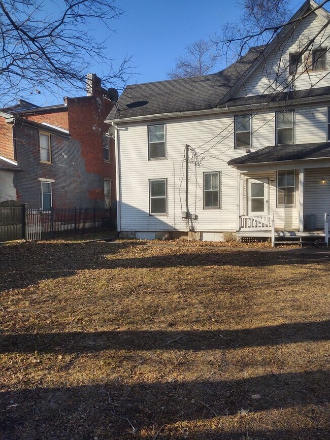 Building Photo - SW 619/621 23rd St