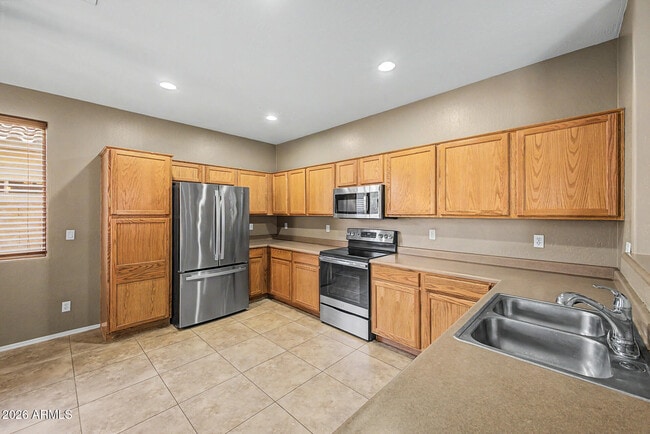 Building Photo - 16671 N 169th Ave