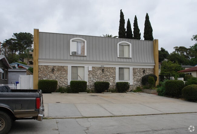 Building Photo - 3531 Florida St