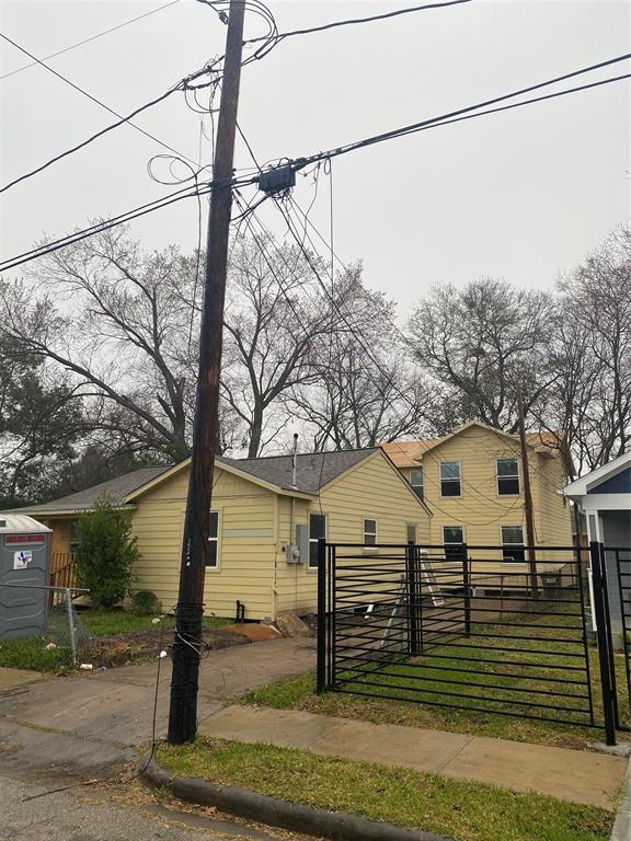 Building Photo - 3621 McGowen St