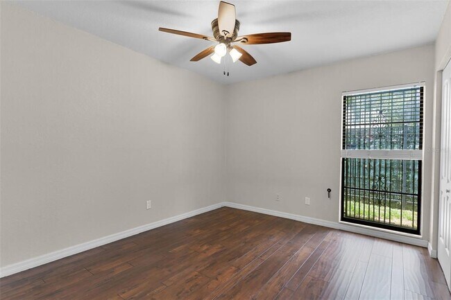 Building Photo - 8208 La Serena Dr