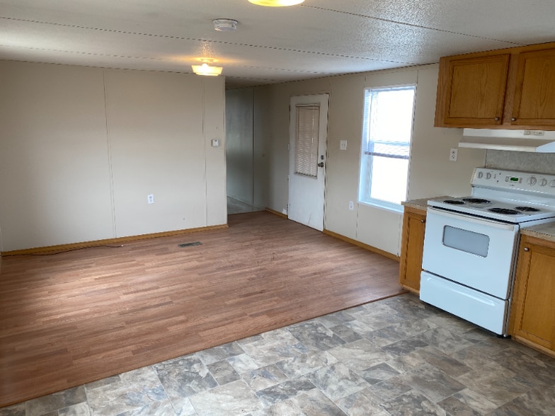 Building Photo - 7256 Opportunity Dr