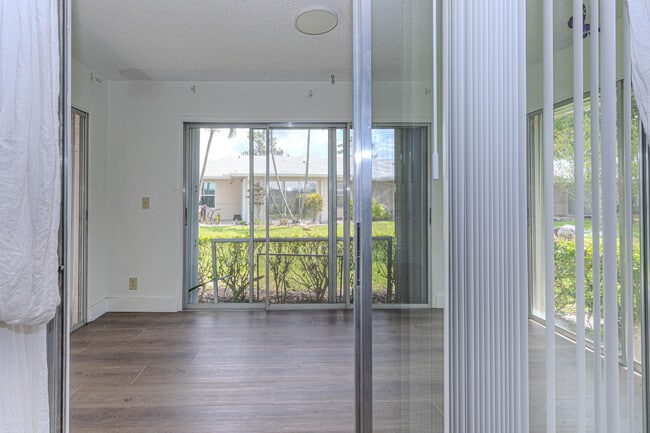 Building Photo - 175 Cape Cod Cir