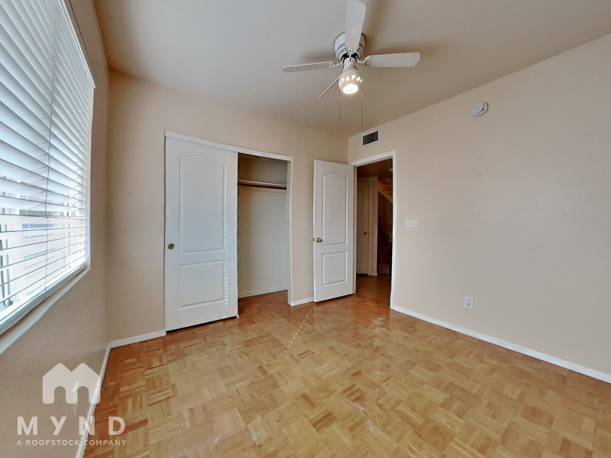 Building Photo - 3696 W Sunglade Dr