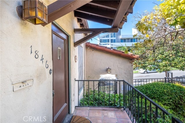 Building Photo - 1846 Holmby Ave