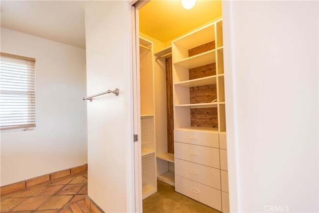 Building Photo - 5974 Maury Ave