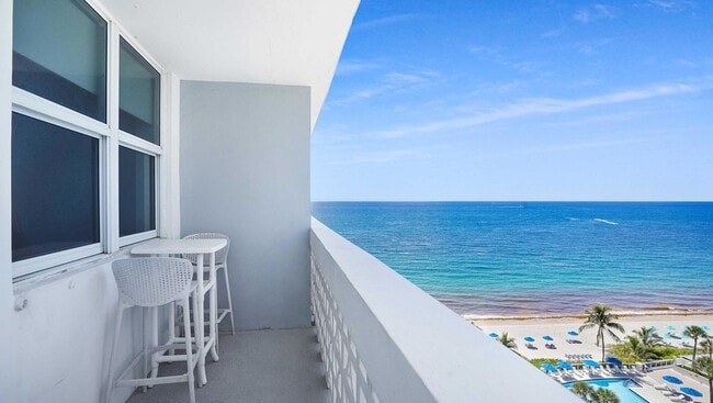 Building Photo - 4250 Galt Ocean Dr