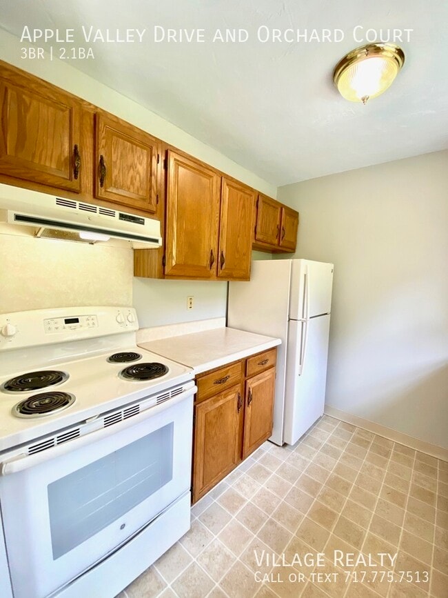 Building Photo - 710 Apple Valley Dr
