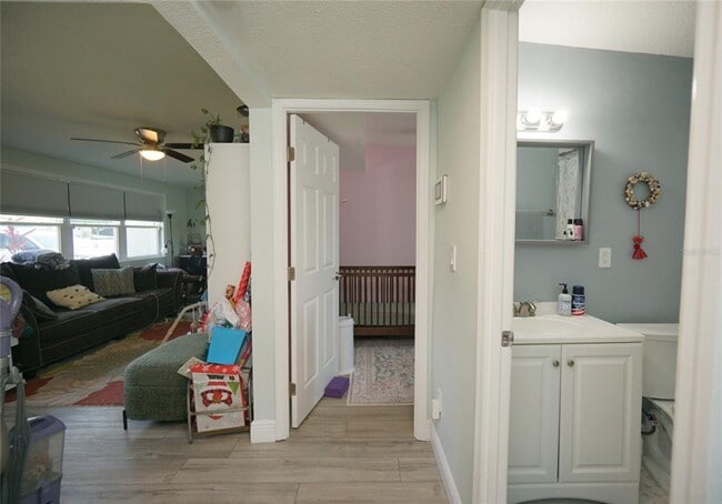 Building Photo - 4108 W Montgomery Terrace