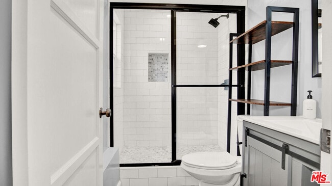 Building Photo - 1007 Sunmore Ln