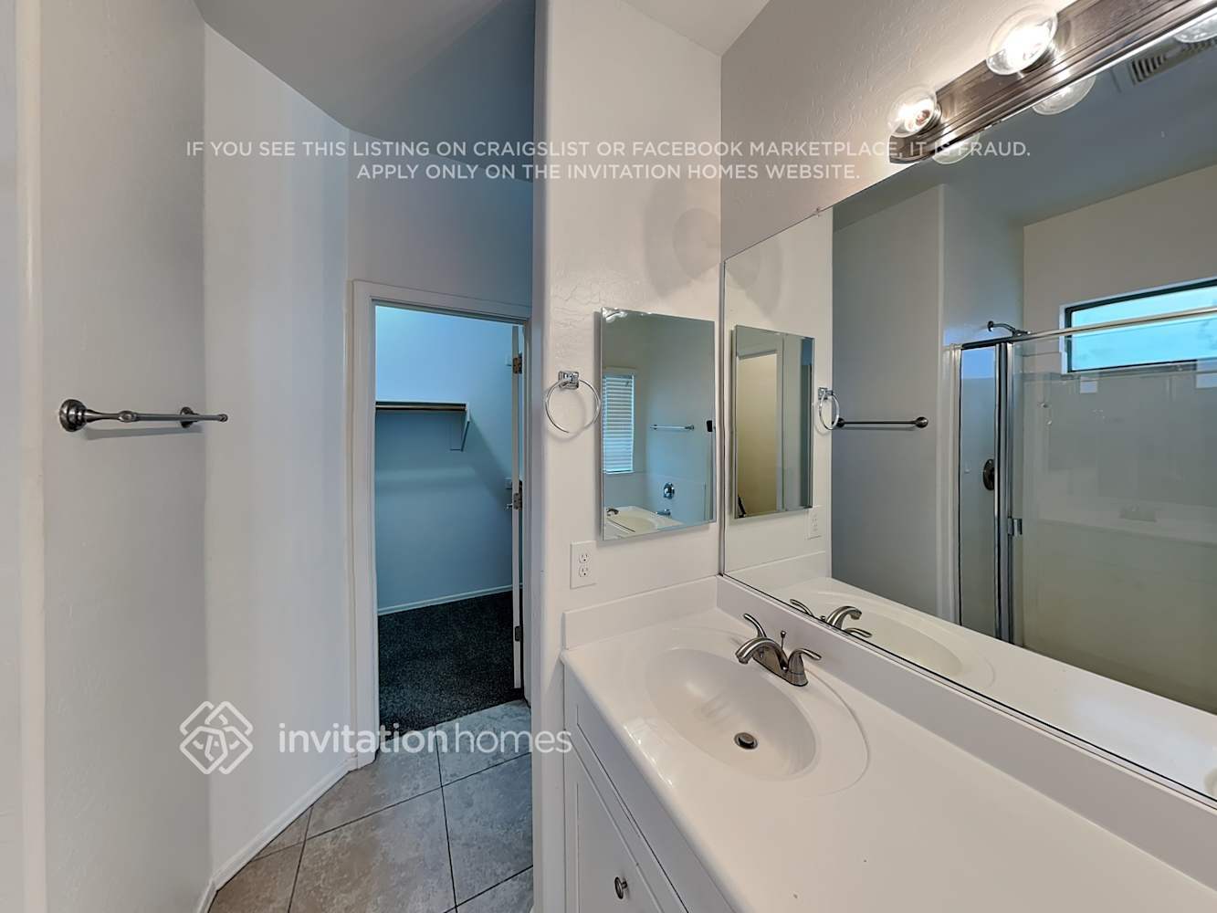 Building Photo - 17755 W Maui Ln