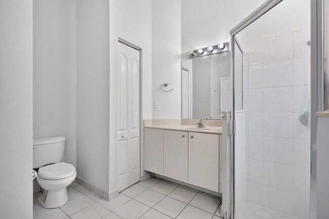 Building Photo - 5614 Sunberry Cir