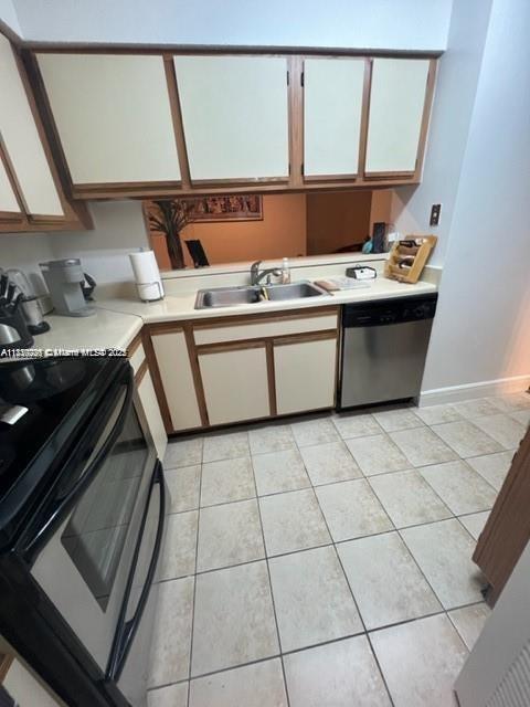 Building Photo - 1243 SW 46th Ave