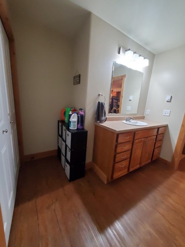 Building Photo - 2744 Overlook Blvd