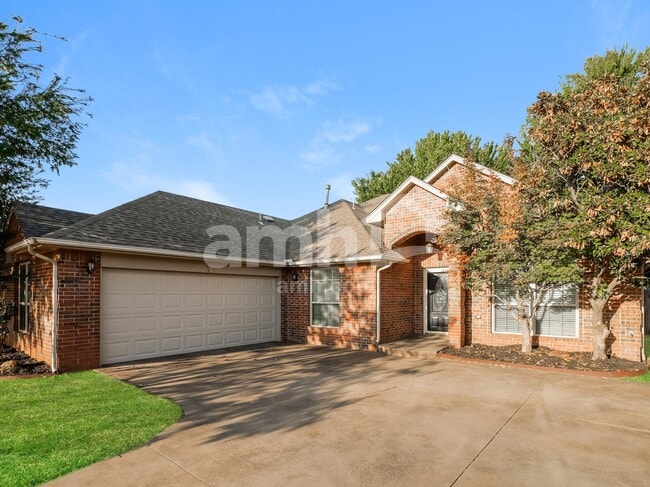 Building Photo - 141 Kimberly Dr