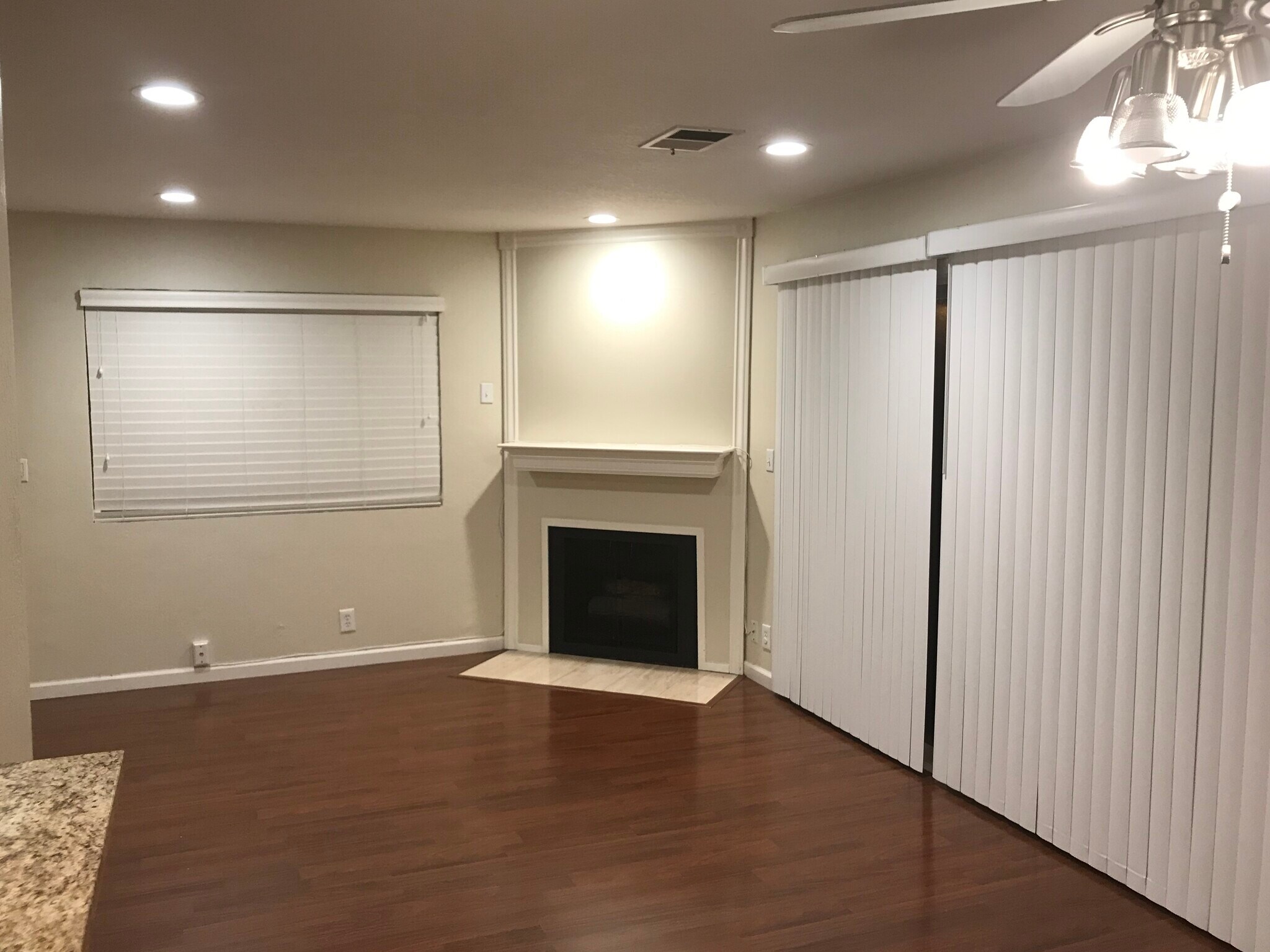 Living room 2 - 497 Daisydell Court