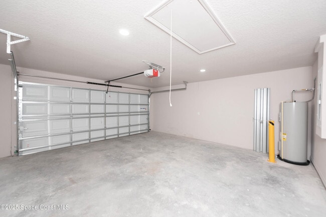 Building Photo - 250 Frederick St SW