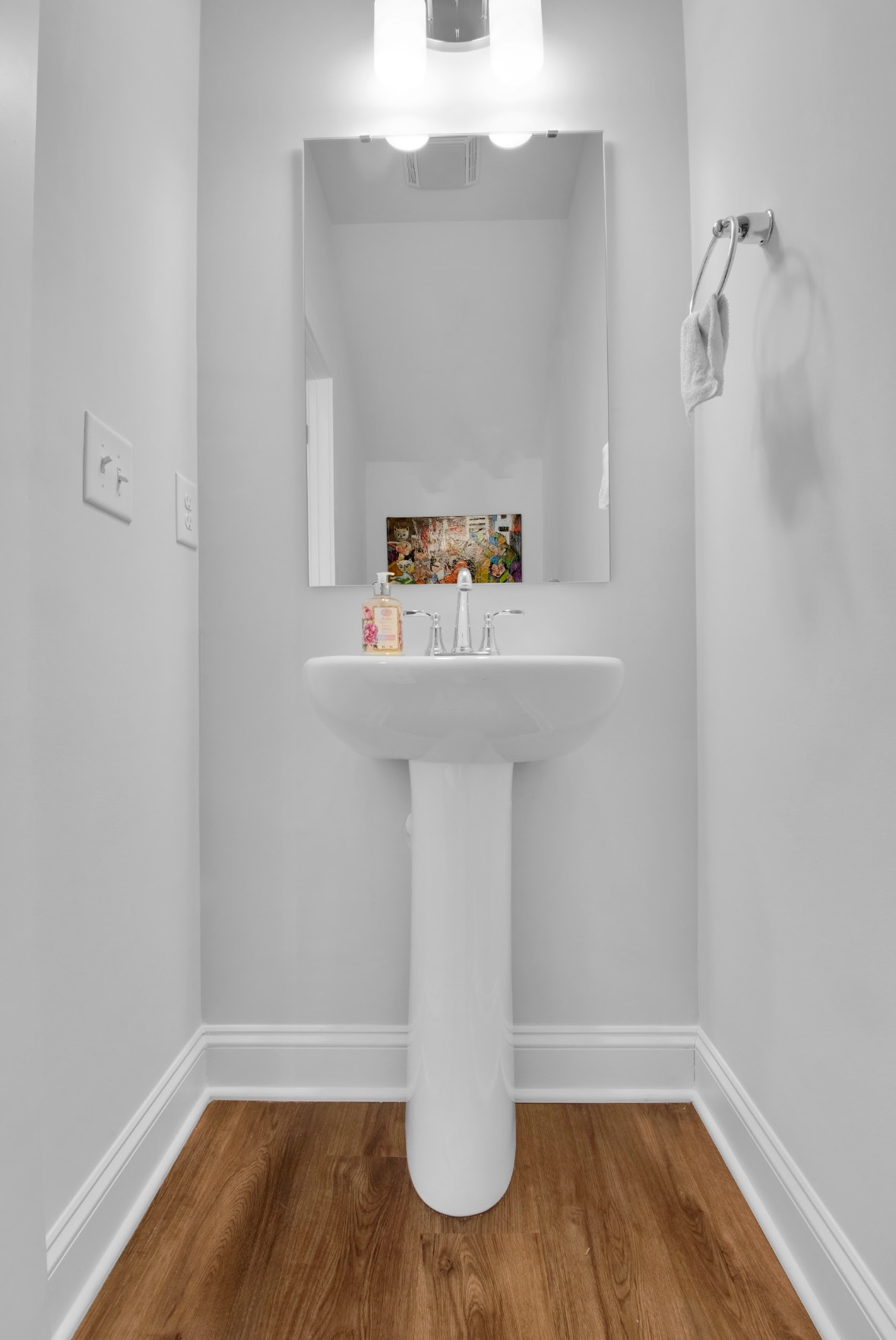 Building Photo - 9038 Henry Thoreau Rd