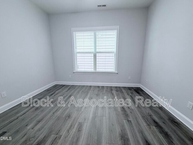Building Photo - 1028 Bravura Dr