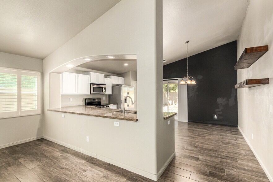 Building Photo - 3854 E Morenci Rd