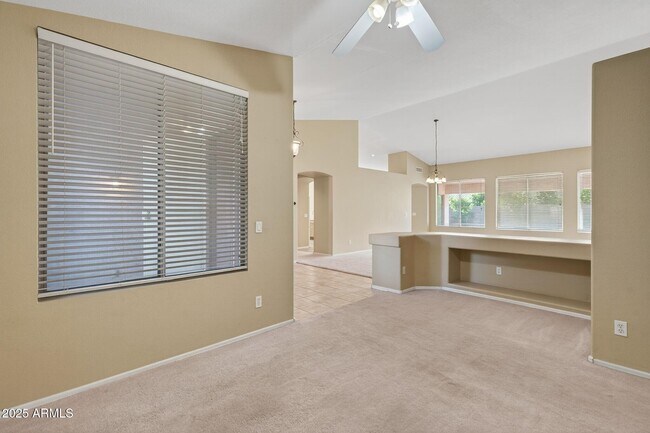 Building Photo - 8611 W Alex Ave