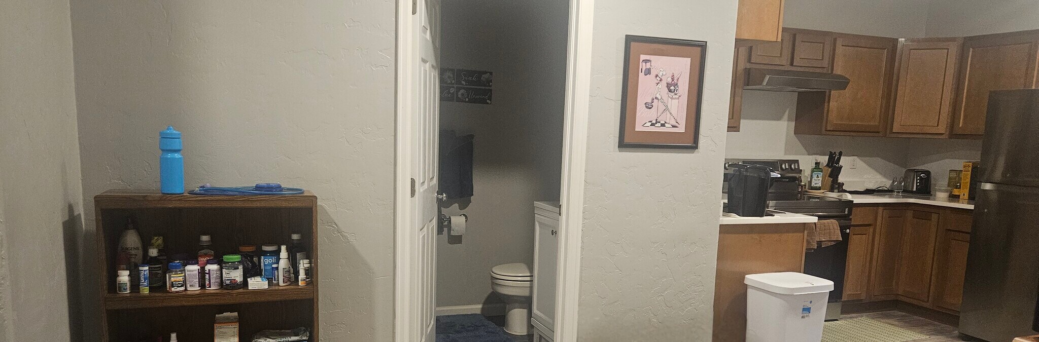 Building Photo - 1904 S Carr St