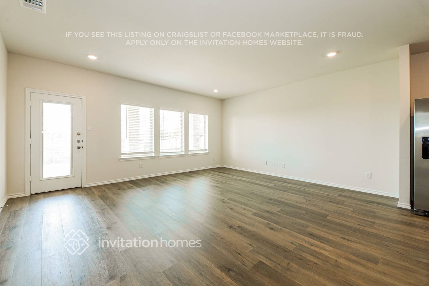 Building Photo - 1805 Topaz Trl