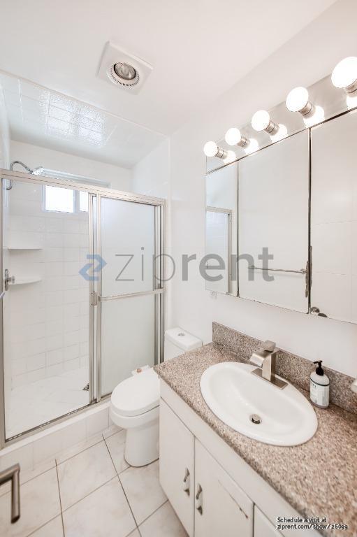 Building Photo - 10045 Wisner Ave