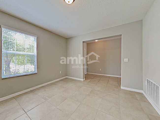 Building Photo - 214 English Heritage Pl