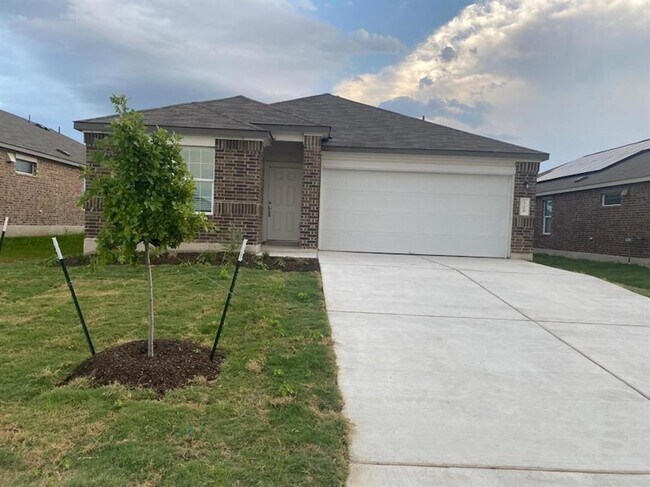 Building Photo - 329 Escondido Cir