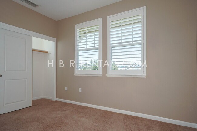 Building Photo - River Islands Living: Modern 4-Bedroom Hom...