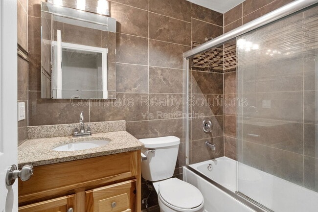 Building Photo - 5339 Vine Ave