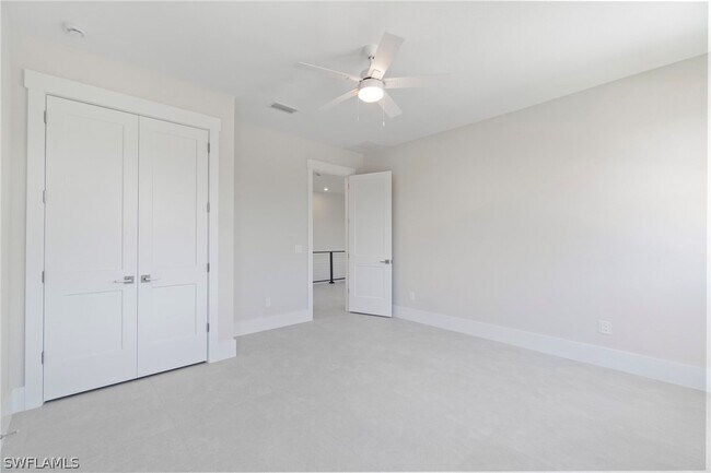 Building Photo - 2769 Van Buren Ave