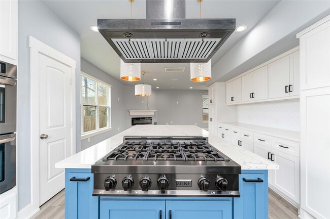 Building Photo - 9495 Jutland Rd