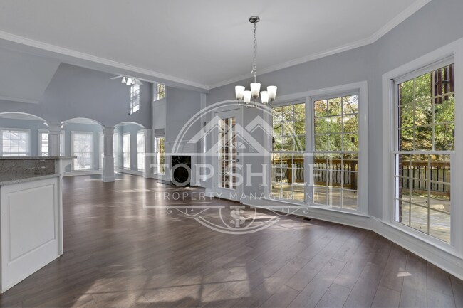 Building Photo - 127 Tara Blvd