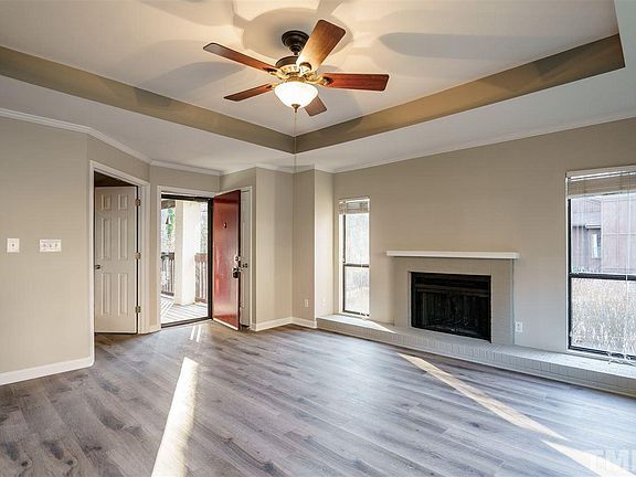 Living Room, 2nd BR door open - 622 New Kent Plz