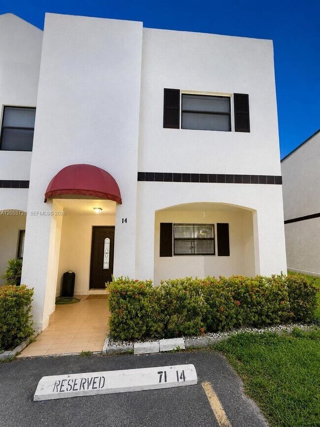 Building Photo - 10871 NW 7th St