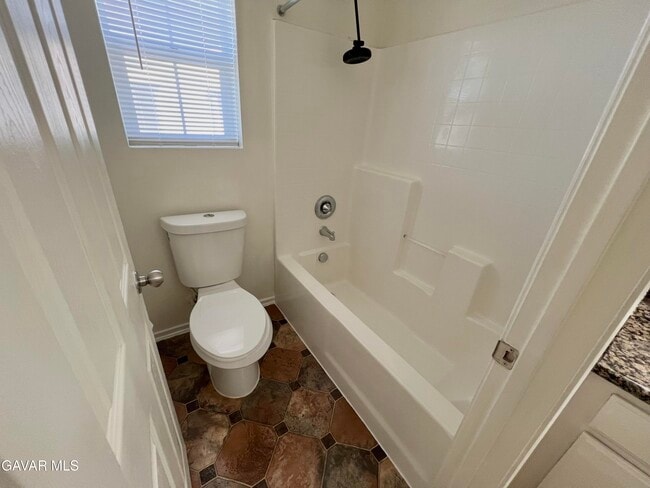 Building Photo - 4564 Jewel Dr