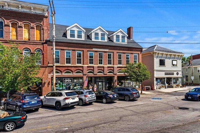Building Photo - 85 Water St