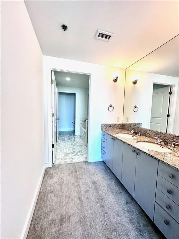 Building Photo - 3338 Peachtree Rd NE