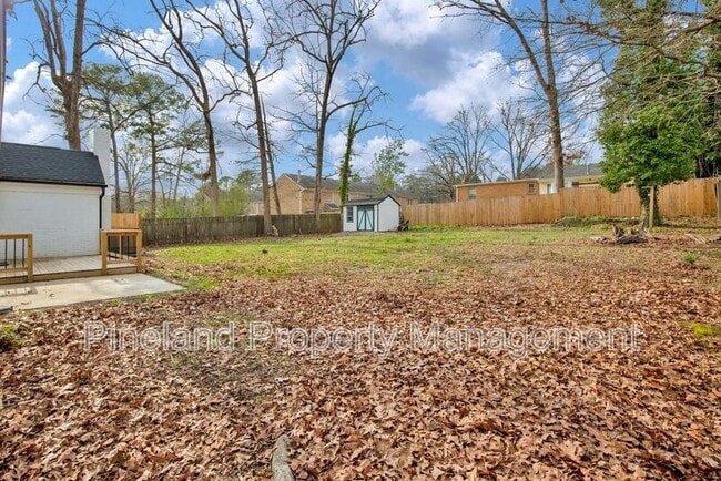 Building Photo - 506 Cross St