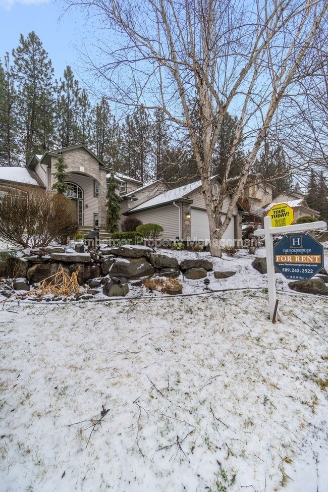 Building Photo - 6415 S Woodland Ct