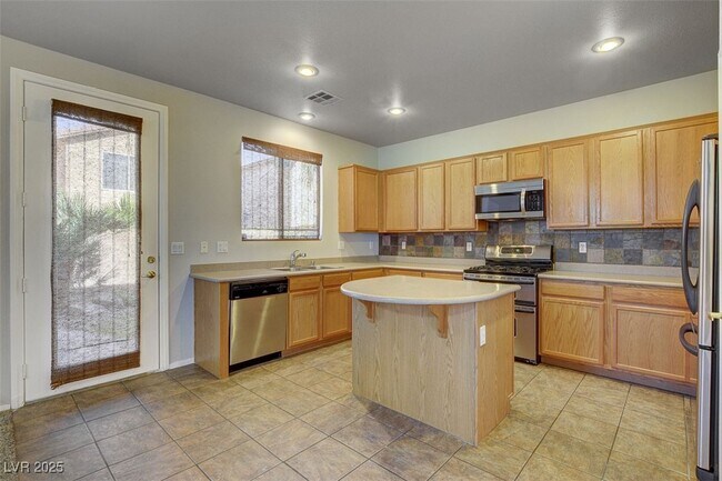 Building Photo - 174 Tidewater Range Ct