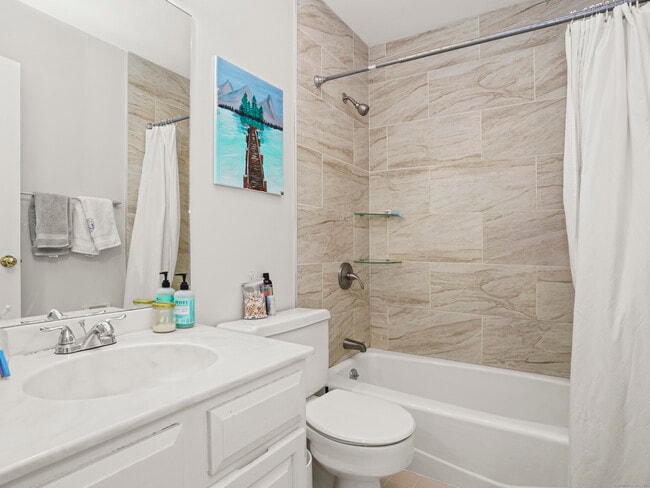 Building Photo - 1611 Washington Blvd