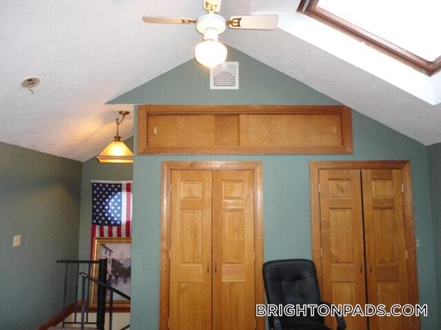Building Photo - 54A Falkland St